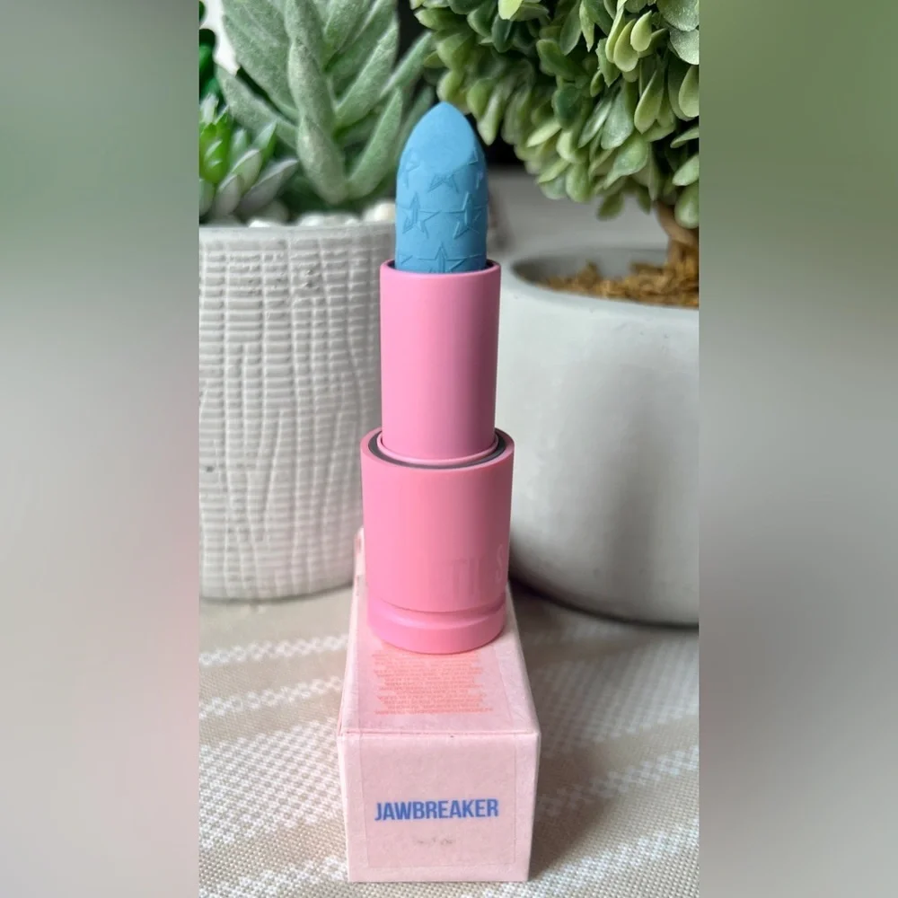 SOLD 4/$25 Jeffree Star Velvet Trap Lipstick-Jawbreaker - Picture 3 of 4